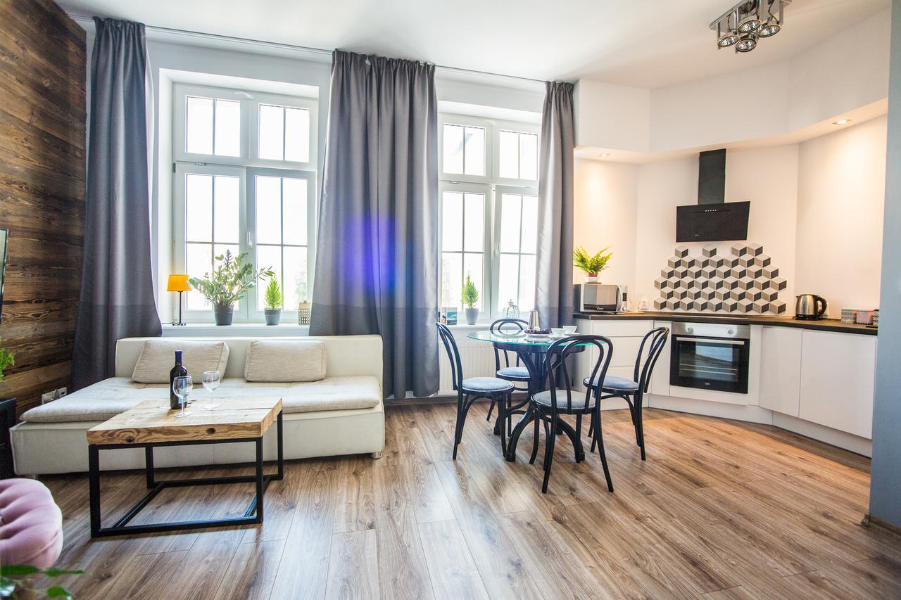 Way2Stay Apartment With Parking Торунь Екстер'єр фото