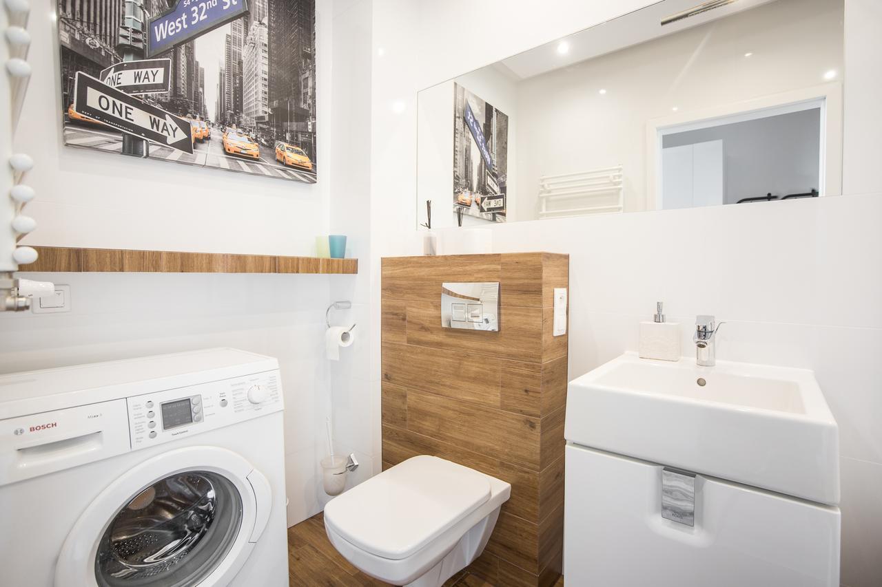 Way2Stay Apartment With Parking Торунь Екстер'єр фото
