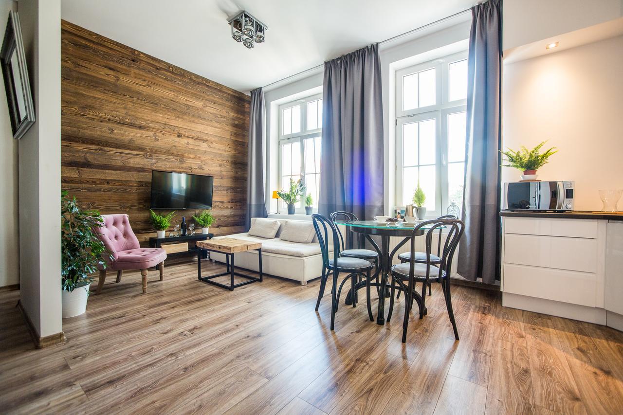 Way2Stay Apartment With Parking Торунь Екстер'єр фото
