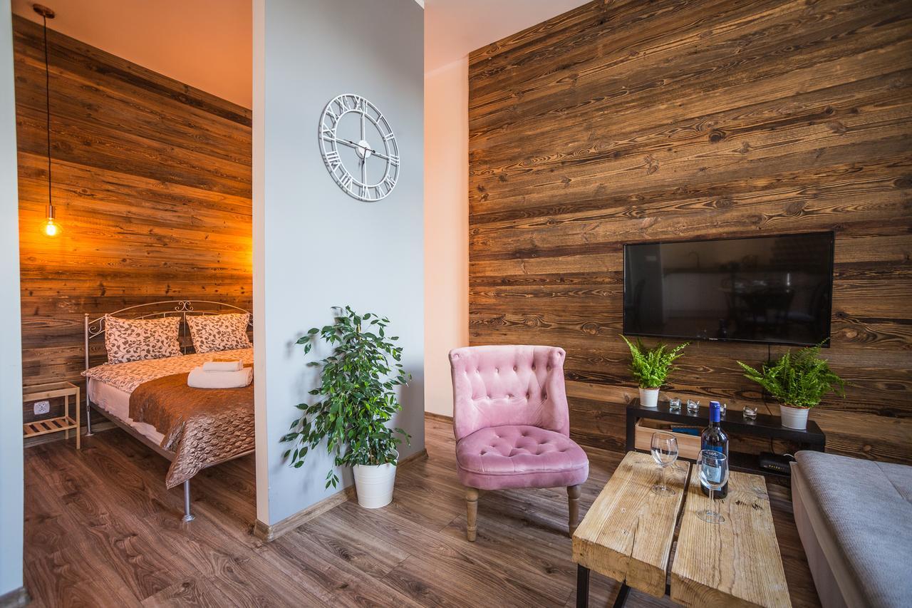 Way2Stay Apartment With Parking Торунь Екстер'єр фото